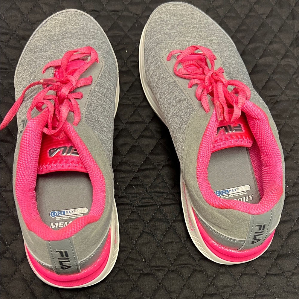 Fila Women's Sneakers in Gray and Pink